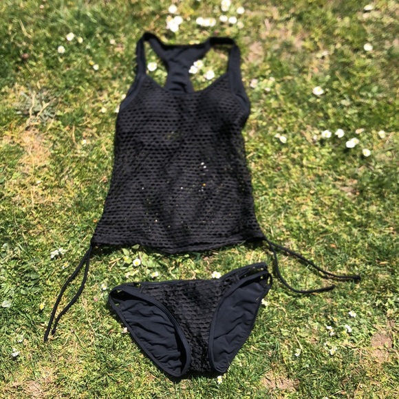 Black 2 piece suit size S-M - Picture 2 of 10